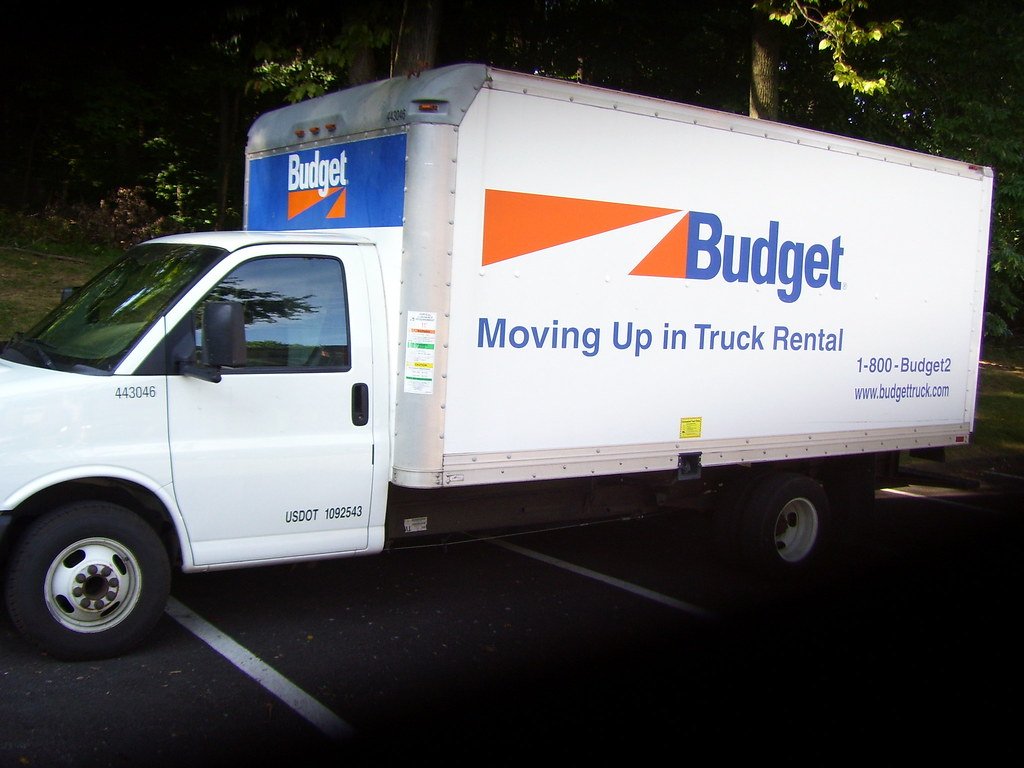 Gulshan Packers and Movers - moving truck in Ranchi